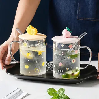 Двойка стъклени женски летни стъклени чаши за вода с капак и сламена чаша за пиене, чашата за кафе за вашия дом офис чаена чаша